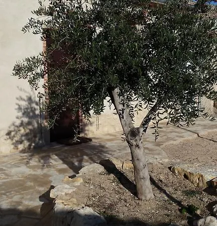 Alamar Ii Country house Tiedra